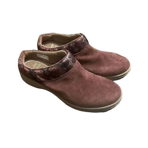 Dansko Brittany Slip On Professional Clogs Purple Raisin 42 11.5 12 Women’s Mule - Picture 1 of 8